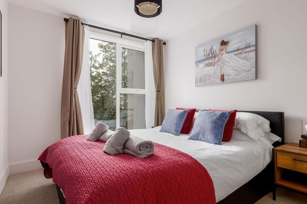 Stylish Town Centre Apartment, W Parking, Nr Beach Μπόρνμουθ Εξωτερικό φωτογραφία